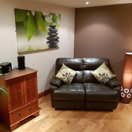 The Smiddy Suite Ellon ภายนอก รูปภาพ