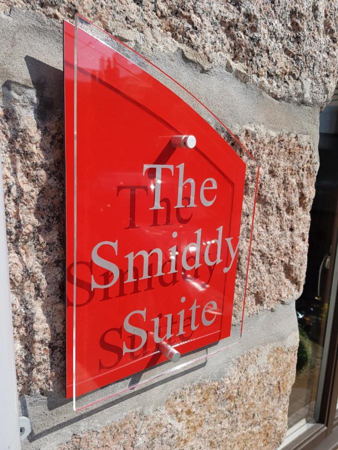 The Smiddy Suite Ellon ภายนอก รูปภาพ